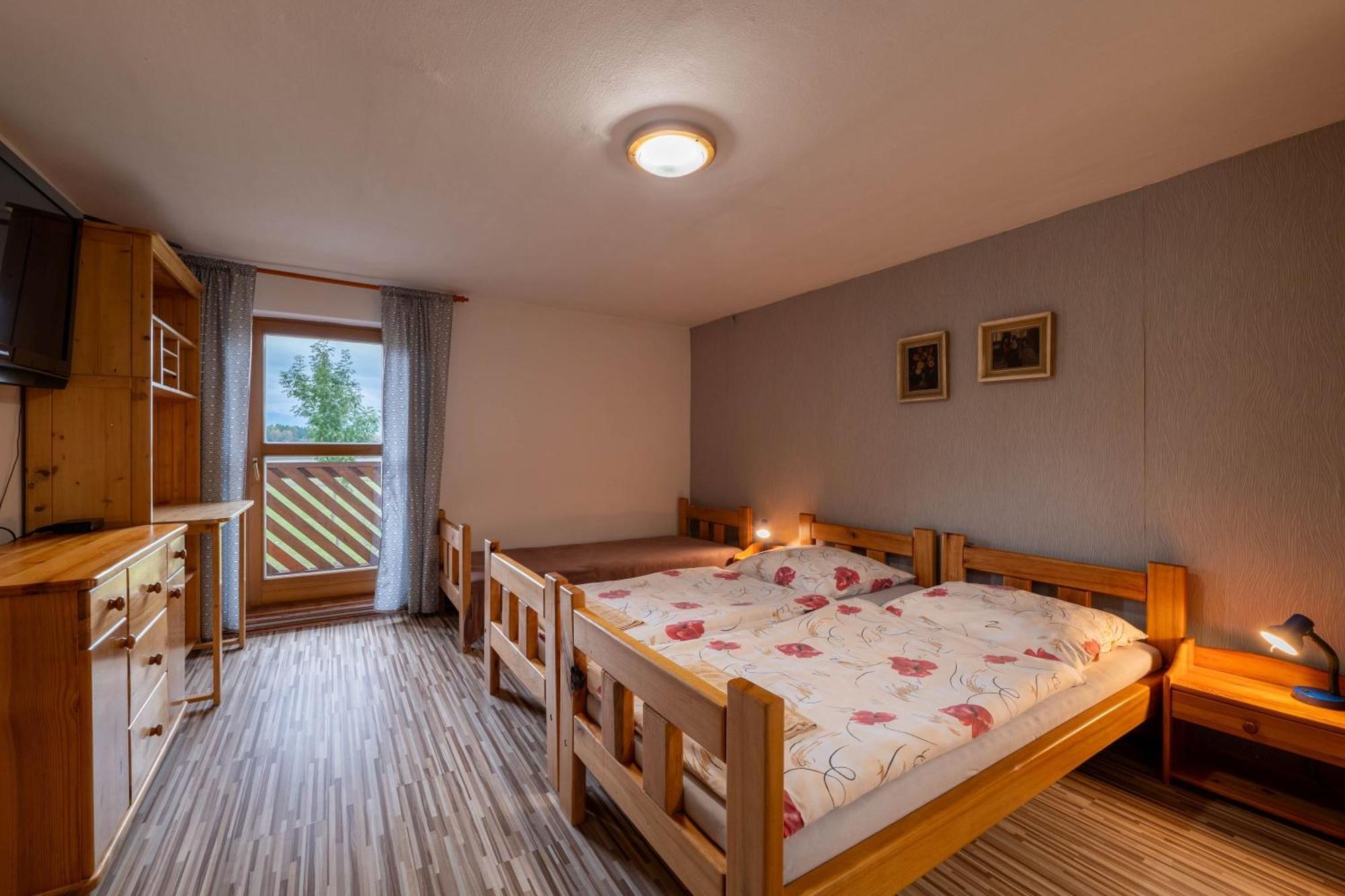 Vila Bobrik - Liptovska Mara Bobrovník Buitenkant foto